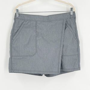 Columbia Gray Pull On Skort Zipper Pockets Women’s Size 10